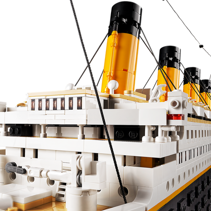 LEGO®Titanic