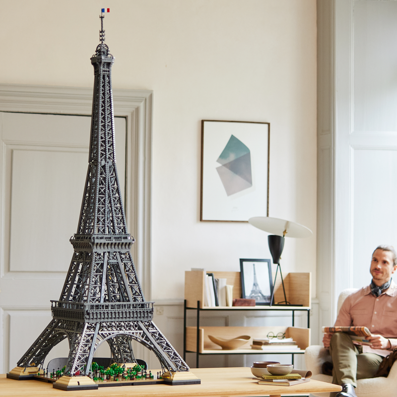 LEGO®Eiffel tower